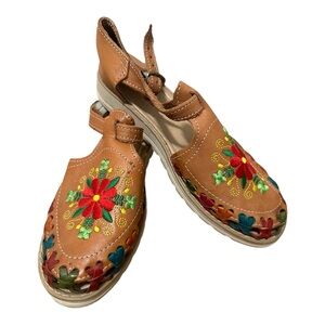 Embroidered Tan Leather Women's Shoes